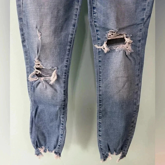 Abercrombie & Fitch high rise super skinny ankle jeans - Picture 3 of 8